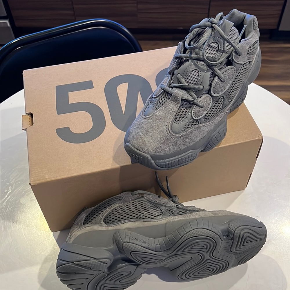 Yeezy Boost 500